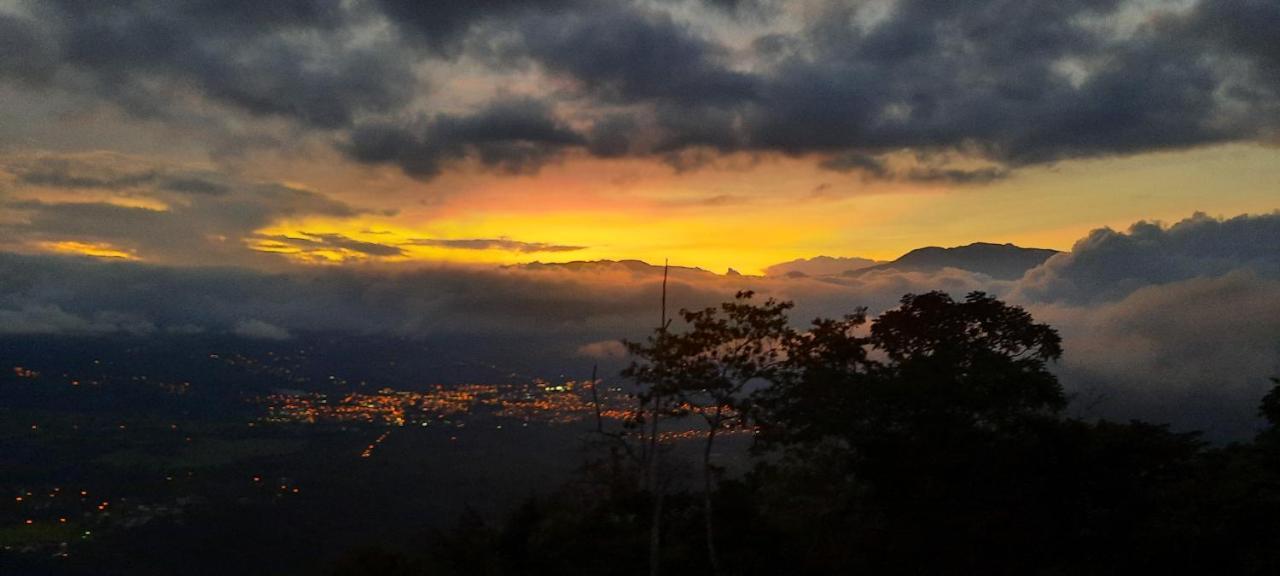 Pochotel Turrialba Exteriér fotografie